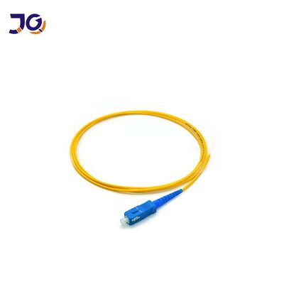 品質  SC UPC Fiber Optic Pigtail 0.9mm Multimode Cable for FTTH FTTB Network Low Loss Easy Splicing 工場