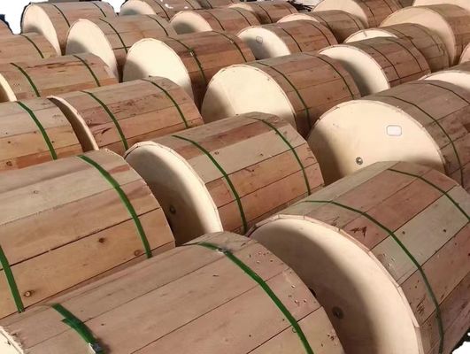 ADSSケーブルの全誘電性の二重ジャケットのアンテナは150mのスパン48繊維の光ケーブルを取付ける