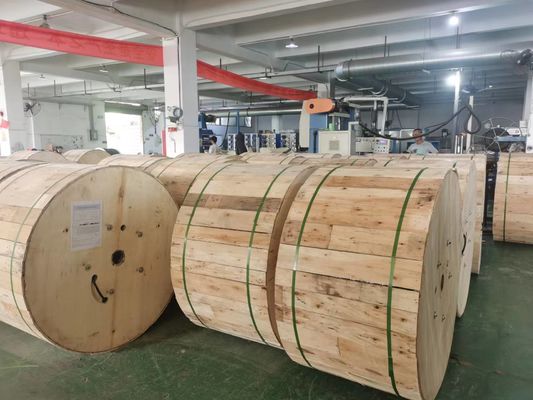 ネットワークインターネット用長距離円形光ファイバーケーブル GYXTW53 直埋プラスチック光ファイバーケーブル