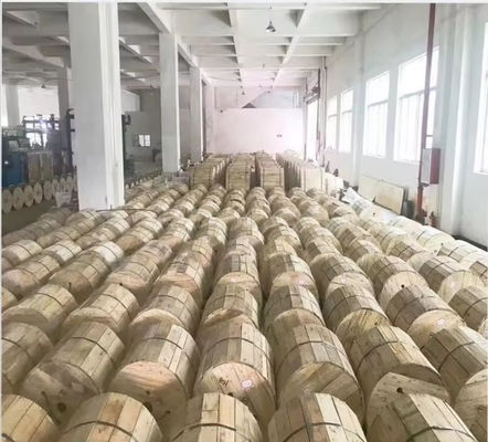 空中外用ヘッド 4 12 24 36 48 72 96 144 288 コア光ファイバーケーブル シングルモード GYXTW