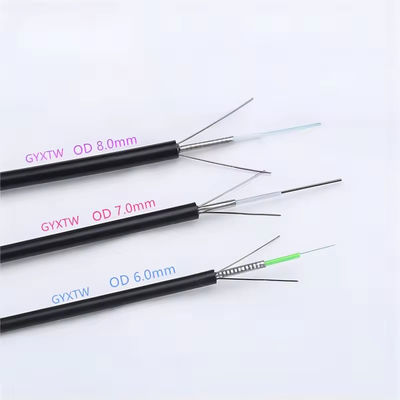 カスタマイズされたGYXTW装甲 2 4 6 8 12 24コアシングルモード光ファイバーケーブル 6mm 7mm 8mm メッセージン