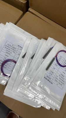 FTTH ミニ鋼管裸体PLCスプリッタ 1x2 1x4 1x8 1x16 光ファイバースプリッタ