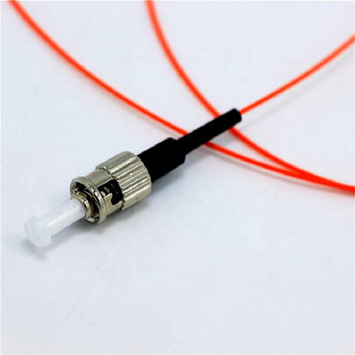 FTTH単モード9/125のSC FC ST LCの繊維光学のピグテール